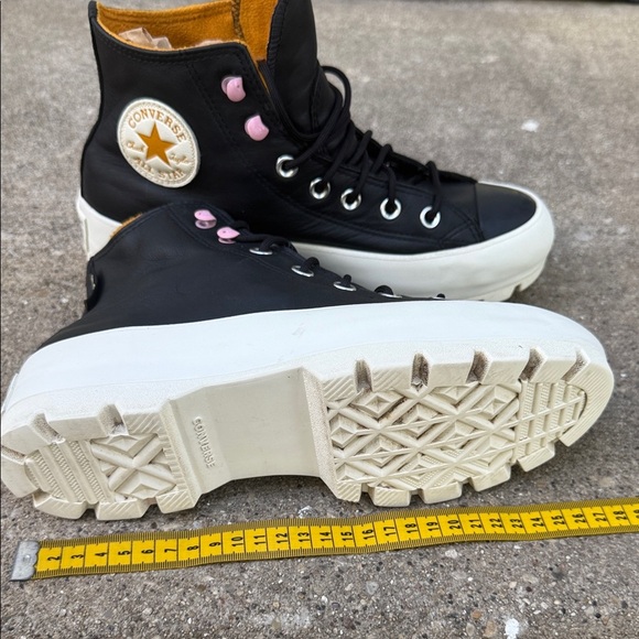 Converse Chuck Taylor All Star Gore-Tex Waterproof Lugged High Top Sneaker - Picture 13 of 14